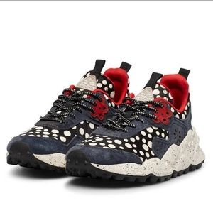 Flower Mountain Kotetsu Polka Dot Navy Sneakers